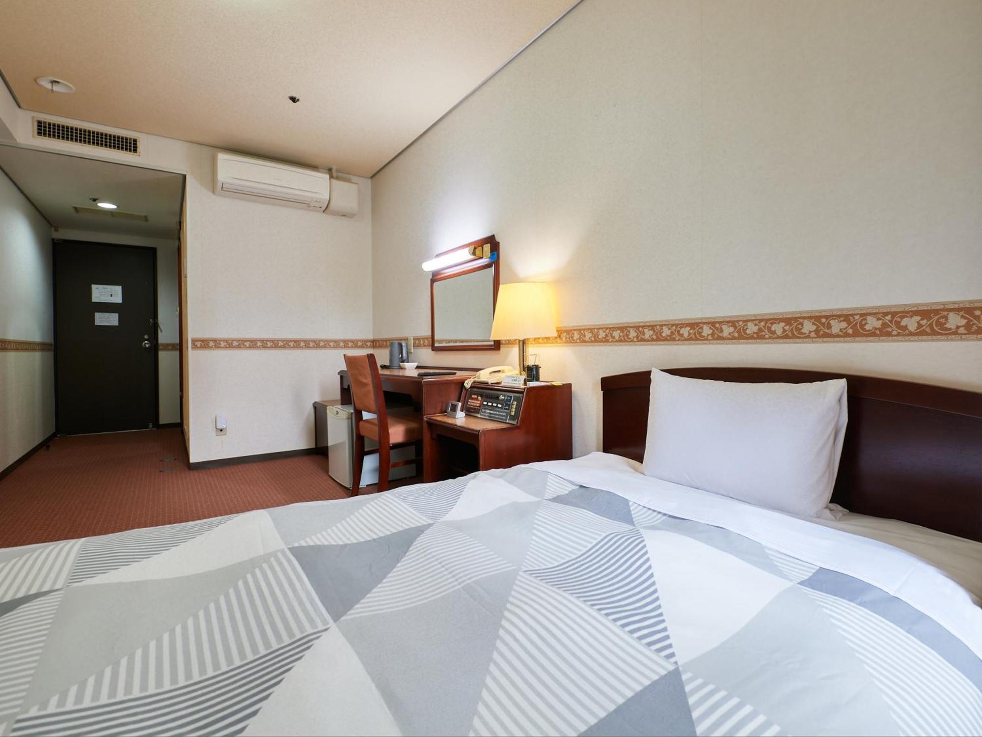 Ecohotel Toyama Station Extérieur photo